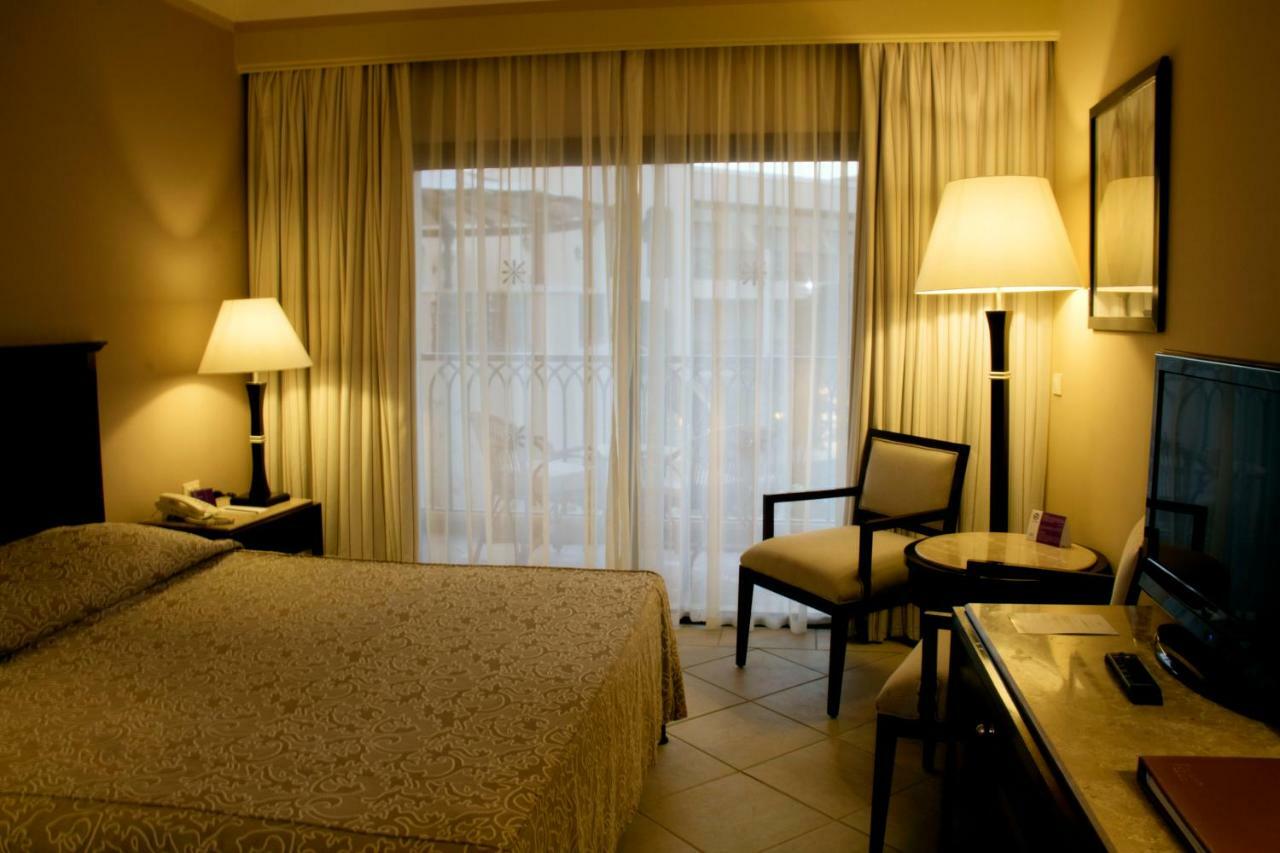 米拉贝尔杰斯酒店&度假村 沙姆沙伊赫 外观 照片 A room at the hotel